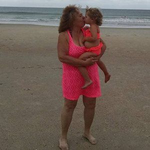 Meet your Posher, Kay